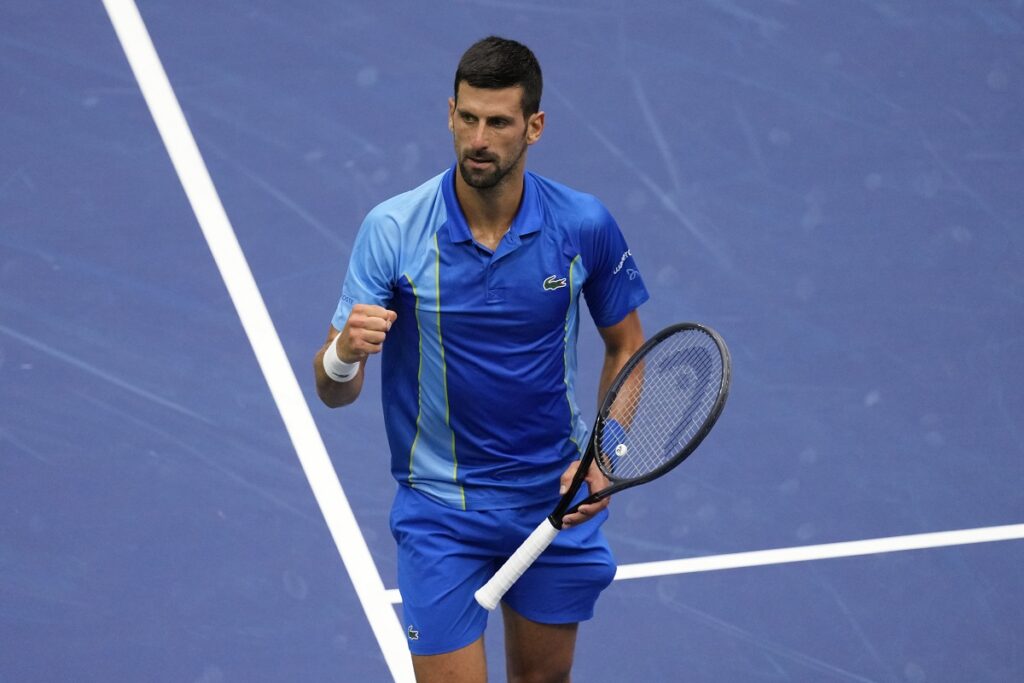 Novak Đoković slavi osvojen poen u finalu US opena protiv Danila Medvedeva
