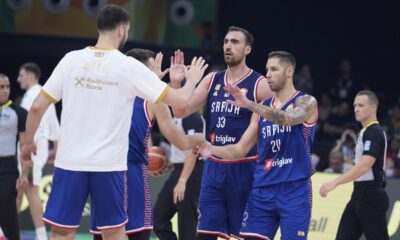 Košarkaši Srbije slave plasman u polufinale Svetskog prvenstva