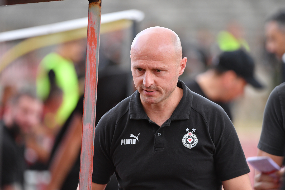 fudbaler Partizana na utakmici Superlige Prvenstva Srbije protiv Radnickog Kragujevac na stadionu Cika Daca, Kragujevac 25.10.2023. godine Foto: Marko Metlas Fudbal, Partizan, Superliga Prvenstvo Srbije, Radnicki Kragujevac