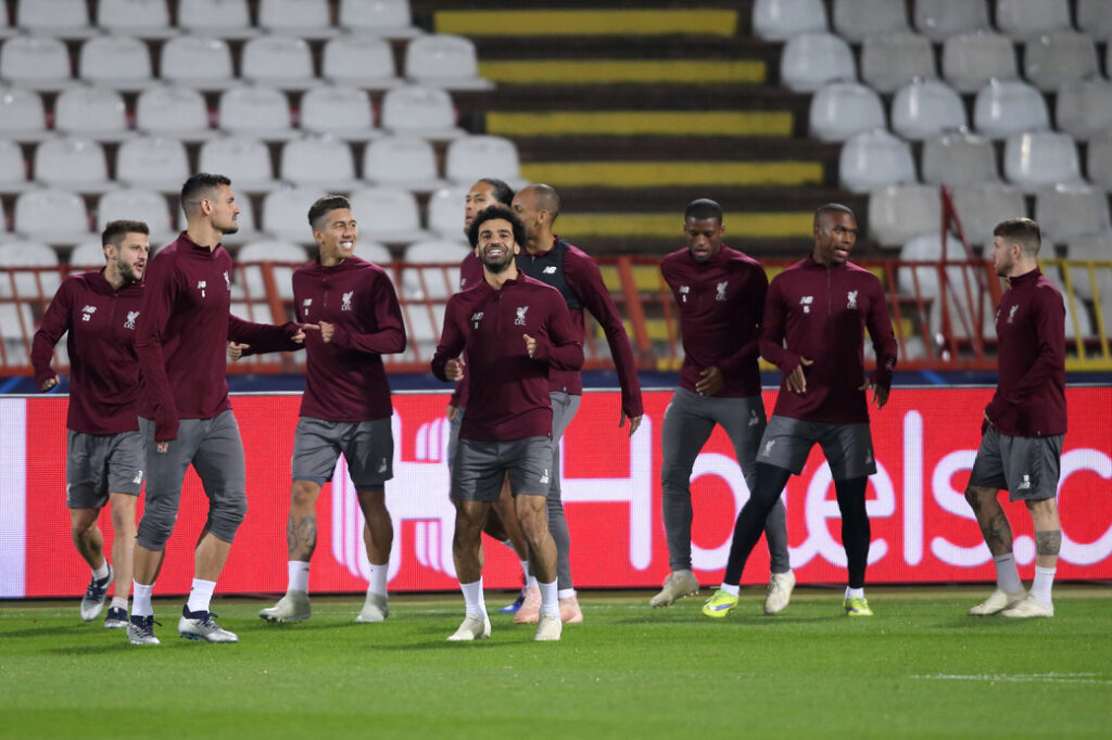 DEJAN LOVREN, ROBERTO FIRMINO i MOHAMED SALAH fudbaleri Liverpula na treningu pre utakmice UEFA Lige Sampiona protiv Crvene zvezde na stadionu Rajko Mitic, Beograd 05.11.2018. godine Foto: Marko Metlas Fudbal, Crvena zvezda, UEFA Liga Sampiona , Liverpul