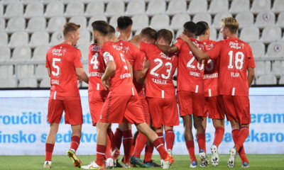 Fudbaleri Tventea slave gol protiv Čukaričkog na stadionu Partizana