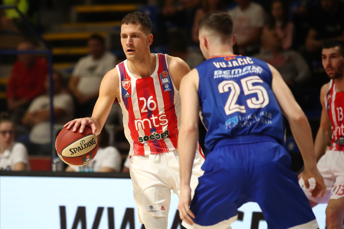 NEMANJA NEDOVIC kosarkas Crvene Zvezde na utakmici ABA lige protiv Mornara u hali Aleksandar Nikolic, Beograd 10.12.2022. Foto: Ivica Veselinov / MN PRESS KOSARKA, BASKETBALL, CRVENA ZVEZDA, MORNAR BAR, ABA LIGA, ABA LEAGUE