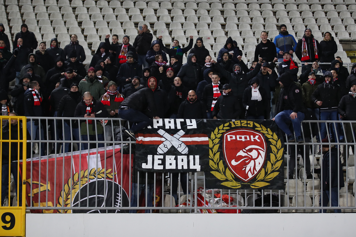 Crveni đavoli, navijači Radničkog 1923 iz Kragujevca na utakmici Mocart Superlige protiv Partizana na stadionu Partizana, Beograd 16.12.2023. godine Foto: Ivica Veselinov / MN PRESS FUDBAL, FOOTBALL, MOZZART SUPERLIGA, PRVENSTVO SRBIJE, NATIONAL CHAMPIONSHIP, PARTIZAN, FK RADNICKI KRAGUJEVAC