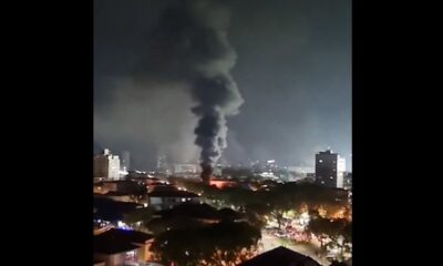 Santosa zapalili grad