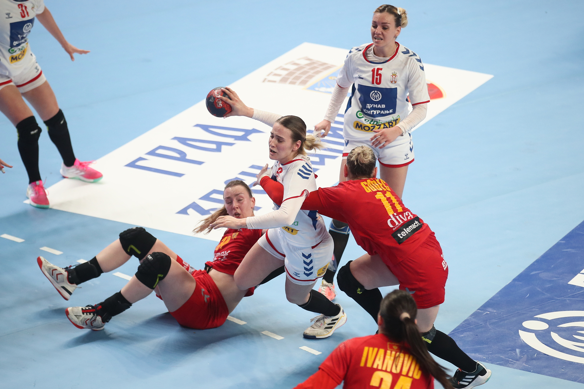 rukometasica Srbije na utakmici EHF kvalifikacija za Evropsko Prvenstvo protiv Crne Gore u Kristalnoj Dvorani, Zrenjanin 29.02.2024. godine Foto: Ivica Veselinov / MN PRESS RUKOMET, HANDBALL, SRBIJA, CRNA GORA, EHF, SERBIA, MONTENEGRO