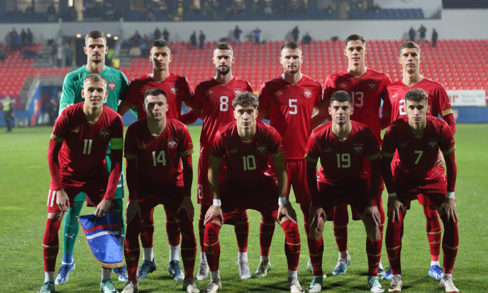 EKIPA fudbalera U21 reprezentacije Srbije na utakmici kvalifikacija za UEFA Evropsko prvenstvo U21 protiv Luksemburga na stadionu SC FSS, Stara Pazova 21.11.2023. godine Foto: Marko Metlas Fudbal, Reprezentacija, Srbija U21, Luksemburg, UEFA Evropsko prvenstvo U21