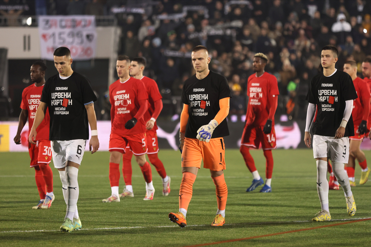 SVETOZAR MARKOVIC, ALEKSANDAR JOVANOVIC golman, MIHAILO ILIC fudbaleri Partizana na utakmici Superlige Prvenstva Srbije protiv Crvene zvezde na stadionu Partizana, Beograd, 20.12.2023. godine Foto: Marko Metlas Fudbal, Crvena zvezda, Superliga Prvenstvo Srbije, Partizan