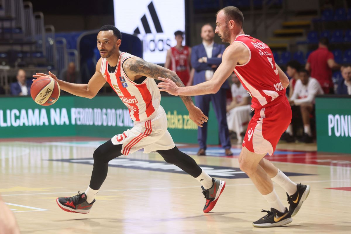 kosarkas Crvene zvezde na utakmici Jadranske ABA lige protiv SC Derbija u hali Aleksandar Nikolic Pionir, Beograd 01.04.2024. godine Foto: Marko Metlas Kosarka, SC Derbi, Jadranska ABA liga, Crvena zvezda