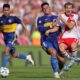 River Plate's Facundo Colidio, right, and Boca Juniors' Marcos Rojo battle for the ball during an Argentine soccer league quarterfinal match in Cordoba, Argentina, Sunday, April 21, 2024. (AP Photo/Nicolas Aguilera)