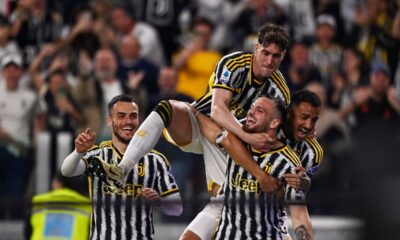 Filip Kostić i Dušan Vlahović, slavlje Juventusa