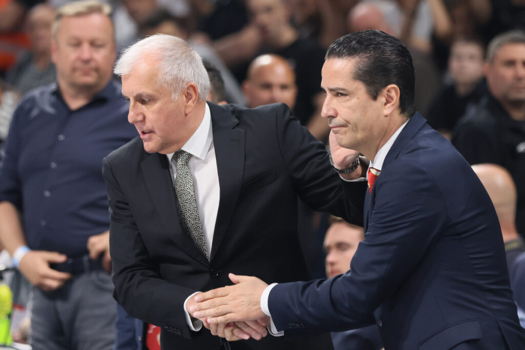 Trener Partizana na utakmici finala plej ofa ABA lige protiv Crvene zvezde u hali Beogradska arena, Beograd 19.05.2024. godine Foto: Marko Metlas Kosarka, Aba liga, Partizan, Crvena zvezda, Plej of