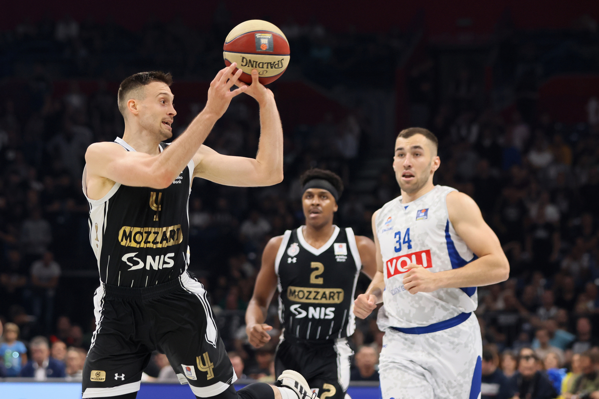 kosarkas Partizana na utakmici polufinala plej ofa ABA lige protiv Buducnosti u hali Beogradska arena, Beograd 10.05.2024. godine Foto: Marko Metlas Kosarka, ABA liga, Partizan, Buducnost, Plej of, Polufinale