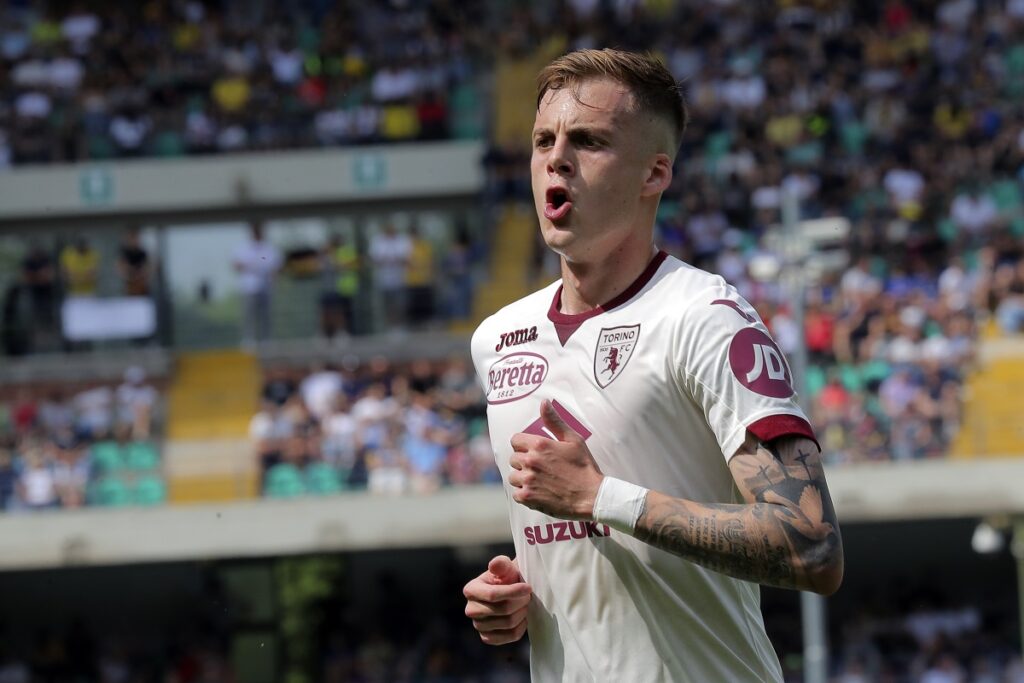 Torino's Ivan Ilic during the Serie A soccer match between Hellas Verona and Torino at the Marcantonio Bentegodi Stadium, Italy, Sunday, May 12, 2024. (Paola Garbuio/LaPresse via AP)