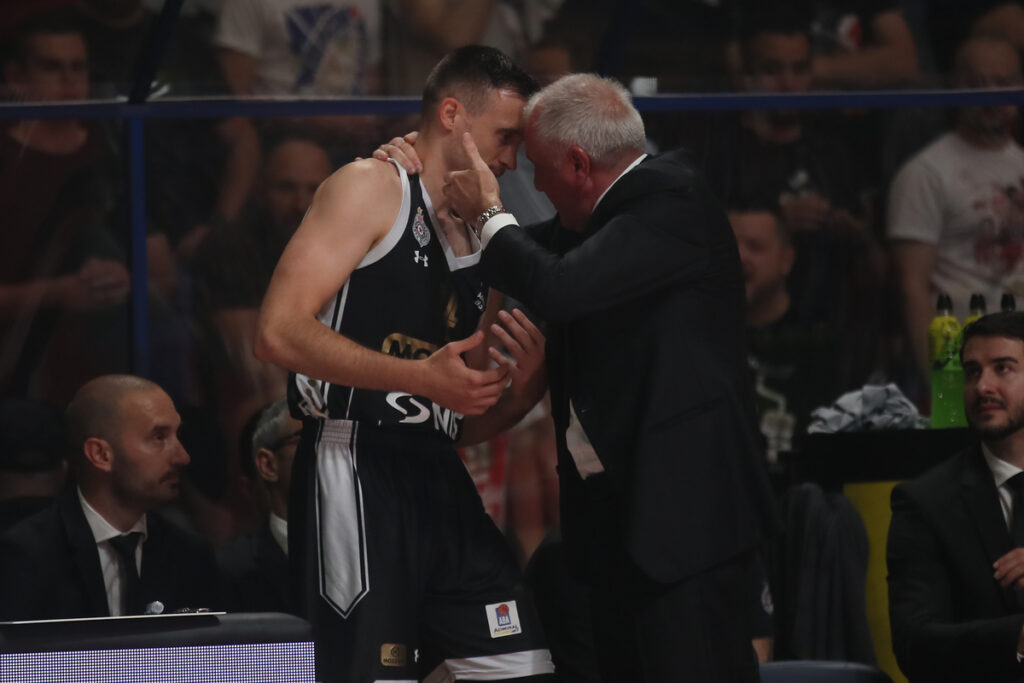 kosarkas Partizana na utakmici finala plejofa ABA lige protiv Crvene zvezde u hali Aleksandar Nikolic, Beograd 13.05.2024. godine Foto: Ivica Veselinov / MN PRESS KOSARKA, BASKETBALL, ABA LIGA, ABA LEAGUE, CRVENA ZVEZDA, KK PARTIZAN