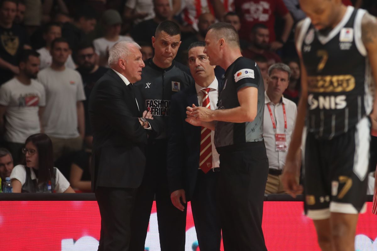 kosarkas Crvene Zvezde na utakmici finala plejofa ABA lige protiv Partizana hali Aleksandar Nikolic, Beograd 13.05.2024. godine Foto: Ivica Veselinov / MN PRESS KOSARKA, BASKETBALL, ABA LIGA, ABA LEAGUE, CRVENA ZVEZDA, KK PARTIZAN