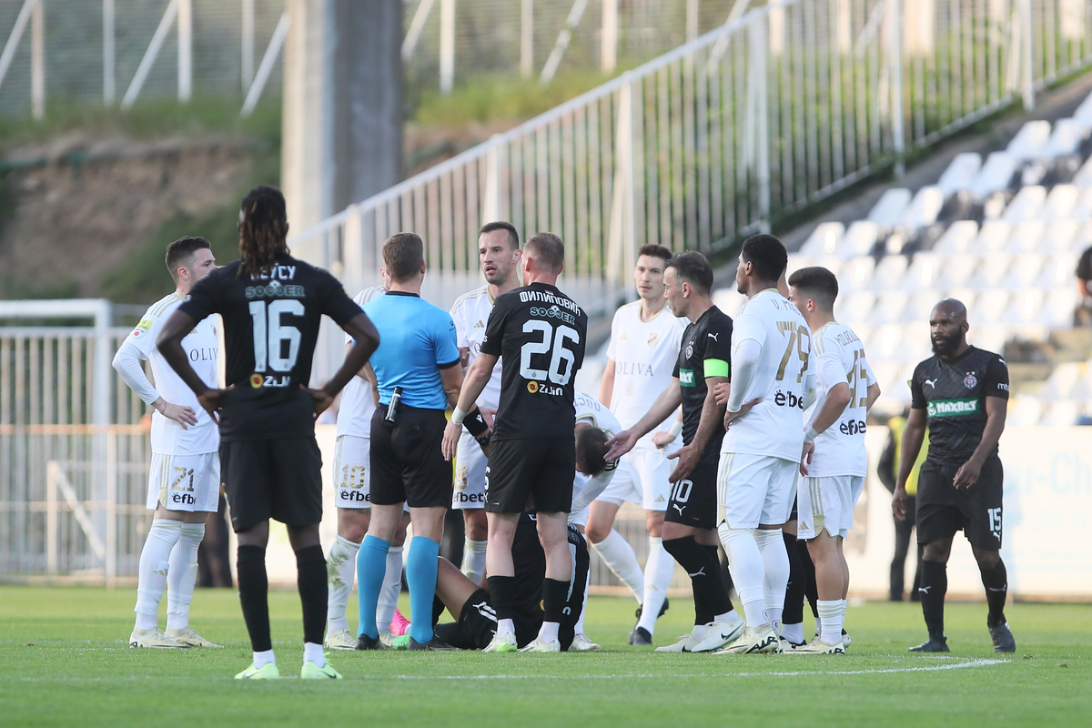 fudbaler Cukarickog na utakmici Mocart Superlige protiv Partizana na stadionu Cukarickog, Beograd 17.05.2024. godine Foto: Ivica Veselinov / MN PRESS FUDBAL, FOOTBALL, MOZZART SUPERLIGA, PRVENSTVO SRBIJE, NATIONAL CHAMPIONSHIP, FK CUKARICKI, FK PARTIZAN