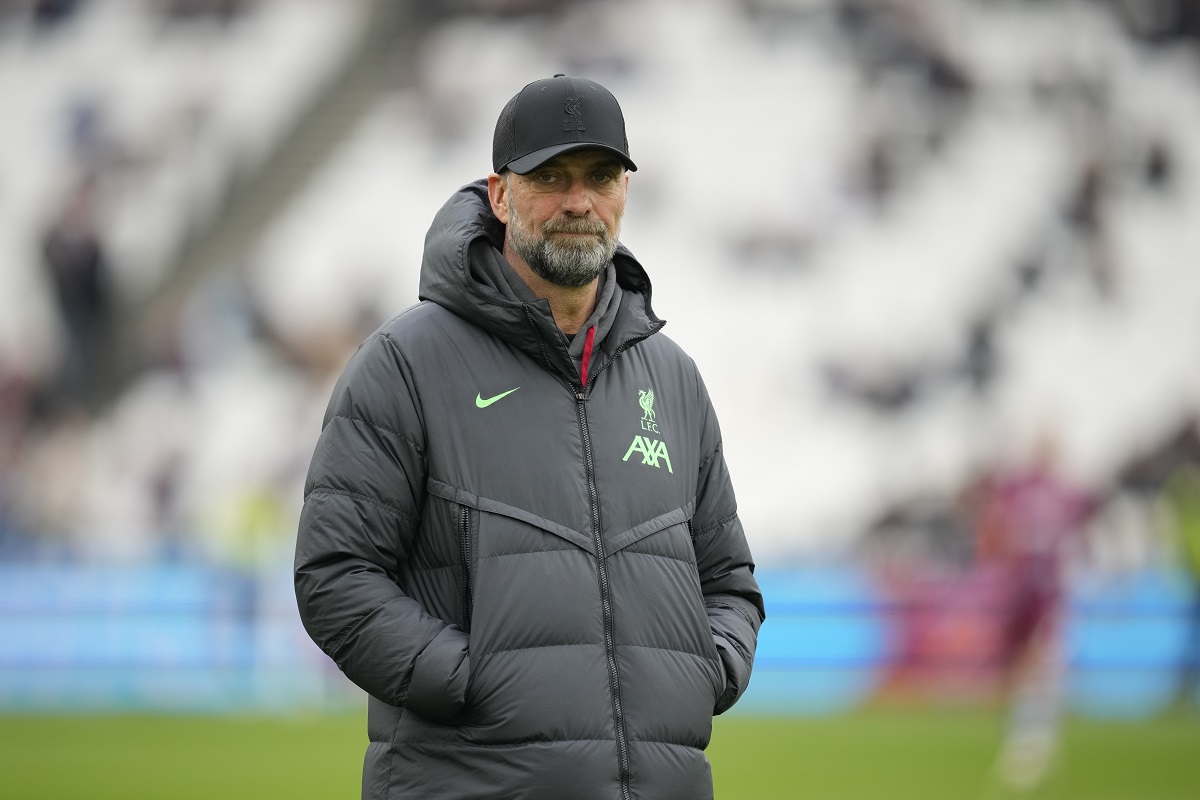 Liverpool's manager Jurgen Klopp looks on prior to the start of the English Premier League soccer match between West Ham United and Liverpool at London stadium in London, Saturday, April 27, 2024. (AP Photo/Kin Cheung)