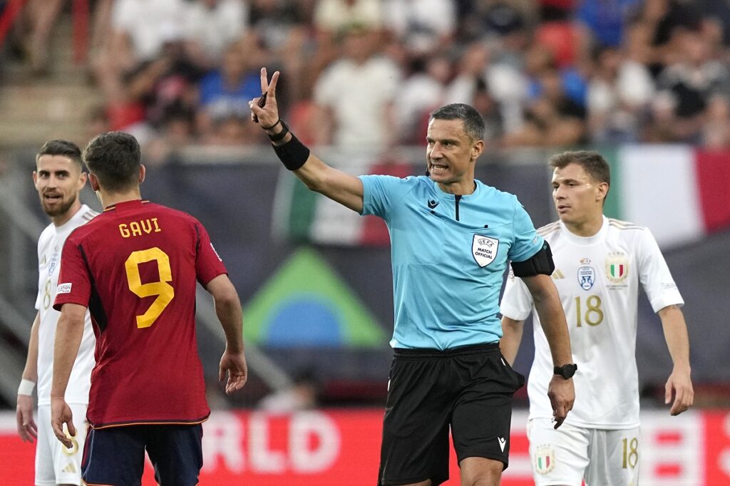 FILE - Referee Slavko Vincic during the Nations League semifinal soccer match between the Spain and Italy at De Grolsch Veste stadium in Enschede, eastern Netherlands, on June 15, 2023. The referee for the Champions League final between Real Madrid and Borussia Dortmund will be Slavko Vinčić of Slovenia, UEFA said Monday May 13, 2024. (AP Photo/Martin Meissner, File)