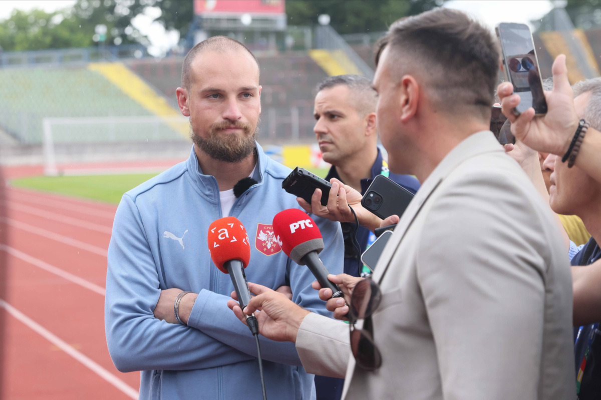 fudbaler reprezentacije Srbije trening pred utakmicu UEFA Evropskog prvenstva 2024 godine protiv Engleske na stadionu Rozenau, Augzburg 17.06.2024. godine Foto: Marko Metlas Fudbal, Reprezentacija, Srbija, UEFA Evropsko prvenstvo, EURO 2024