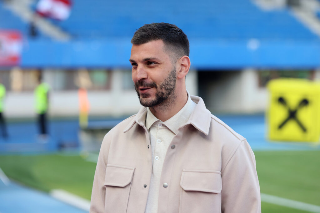 Aleksandar Dragović i fudbaleri reprezentacije Srbije na prijateljskoj utakmici protiv Austrije na stadionu Ernst Hapel, Bec 04.06.2024. godine Foto: Marko Metlas Fudbal, Srbija, Austrija, Prijateljska utakmica