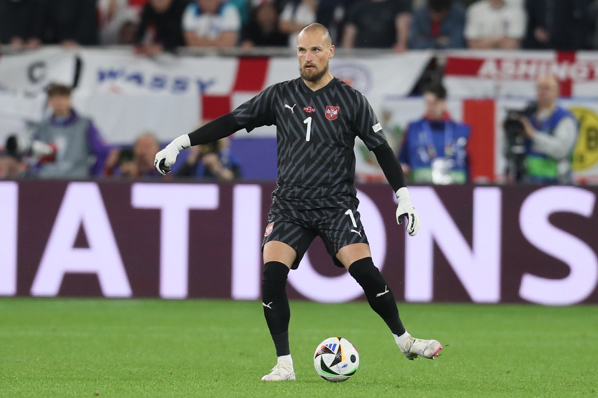 PREDRAG RAJKOVIC golman fudbalera reprezentacije Srbije na utakmici UEFA Evropskog prvenstva 2024 godine protiv Engleske na stadionu AufSalke arena, Gelzenkirhen, 16.06.2024. godine Foto: Marko Metlas Fudbal, Reprezentacija, Srbija, UEFA Evropsko prvenstvo, EURO 2024, Engleska