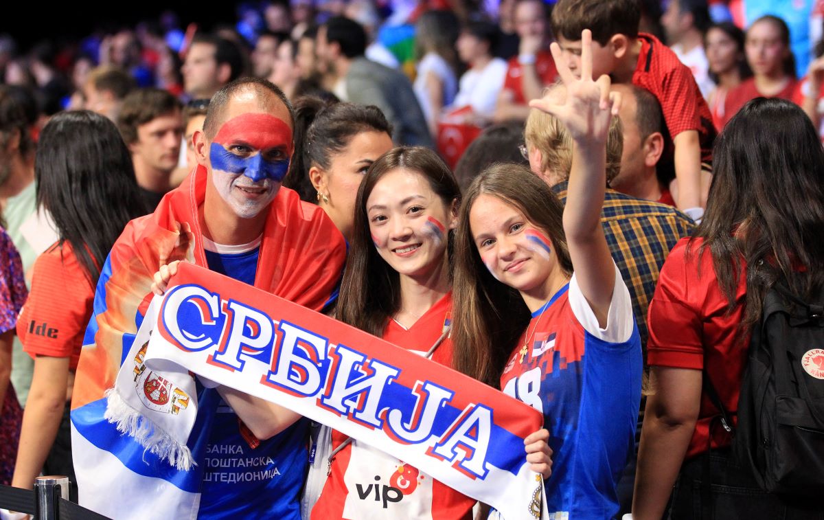 Srbija navijači