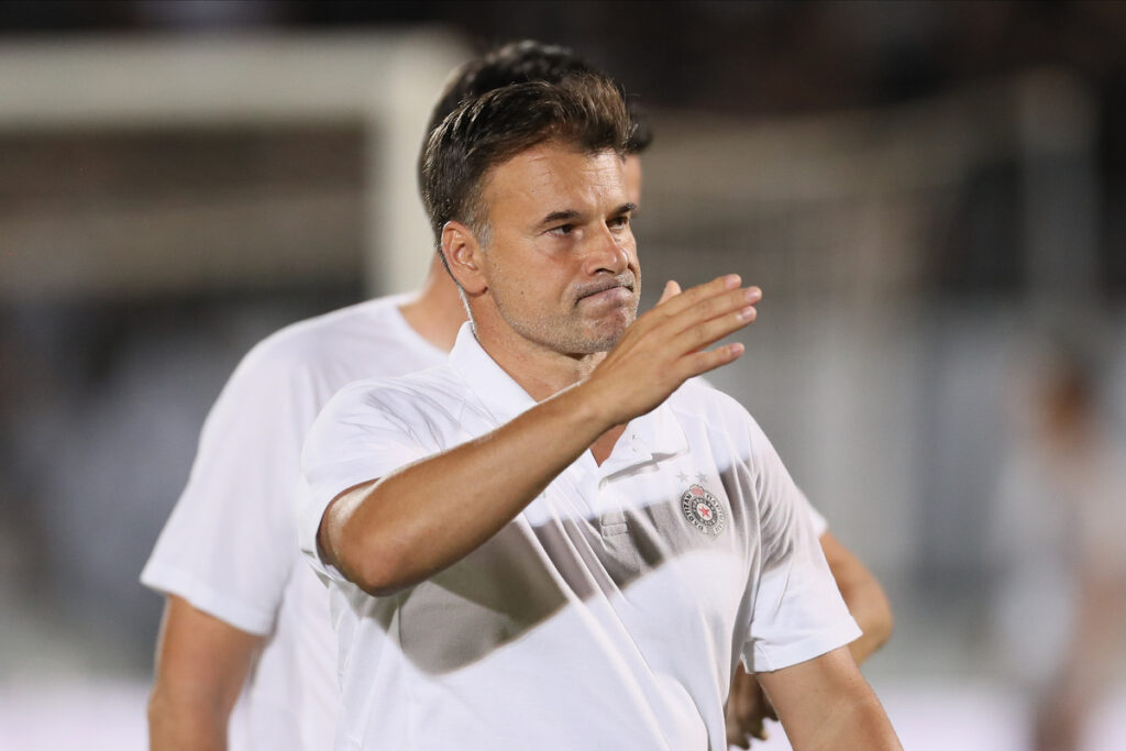 Trener Partizana Partizana na utakmici Superlige Prvenstva Srbije protiv Napretka Krusevac na stadionu Partizana, Beograd 19.07.2024. godine Foto: Marko Metlas Fudbal, Partizan, Superliga Prvenstvo Srbije, Napredak Krusevac