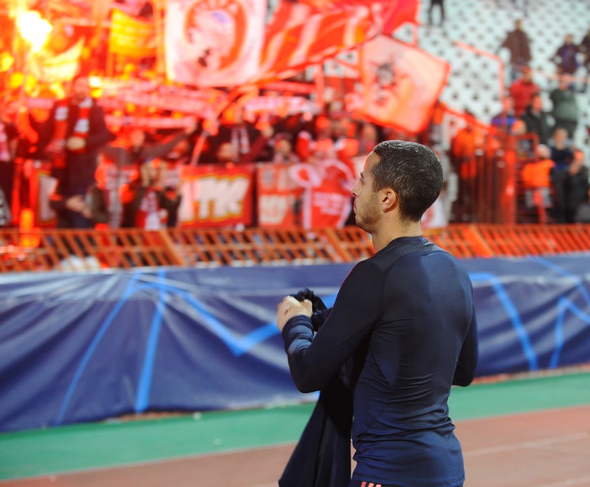 THIAGO ALCANTARA Tiago Alkantara i fudbaleri Bajerna proslavljaju pobedu na utakmici Lige sampiona protiv Crvene zvezde, na stadionu Rajko Mitic. Beograd, 26.11.2019. foto: Nebojsa Parausic Fudbal, UEFA Liga sampiona, Crvena zvezda, Bajern, Radost