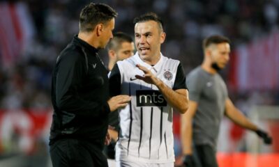 ALEKSANDAR STANOJEVIC trener i BIBARS NATCHO Bibars Natho fudbaler Partizana na utakmici Super Lige Srbije protiv Crvene Zvezde na stadionu Partizana, Beograd 19.09.2021. godine Foto: Ivica Veselinov / MN PRESS FOOTBALL, FUDBAL, SUPERLIGA SRBIJE, PRVENSTVO SRBIJE, LINGLONG LIGA, PARTIZAN, CRVENA ZVEZDA, DERBI