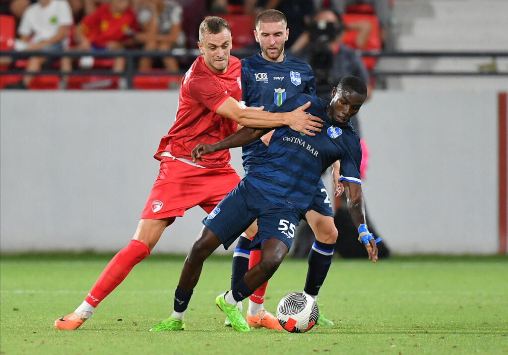 CHRIS ONDONG MBA Kris Ondong Mba fudbaler Mornara, na utakmici Lige Konferencija protiv Radnickog 1923 na stadionu Dubocica, Leskovac 25.07.2024. foto: MN Press / mi Fudbal, Radnicki KG, Mornar, Radnicki 1923