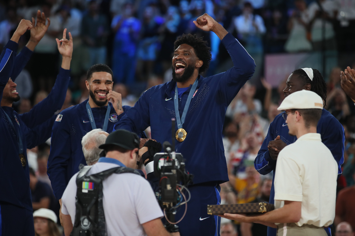 JOEL EMBIID Dzoel Embid kosarkas SAD, XXXIII LETNJE OLIMPIJSKE IGRE, PARIZ 2024 - XXXIII SUMMER OLYMPIC GAMES, BASKETBALL, PARIS 2024 - Pariz 10.08.2024. godine Foto: Ivica Veselinov / MN Press OKS, XXXIII LETNJE OLIMPIJSKE IGRE, PARIZ 2024, XXXIII SUMMER OLYMPIC GAMES, PARIS 2024