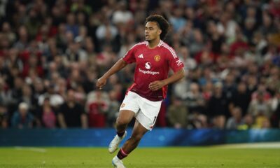 Manchester United's new signing Joshua Zirkzee runs during the English Premier League soccer match between Manchester United and Fulham at Old Trafford, Friday, Aug. 16, 2024, in Manchester, England. (AP Photo/Dave Thompson)