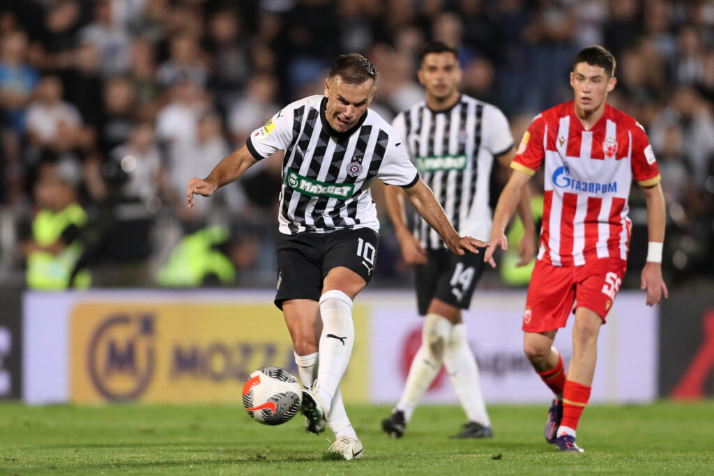 fudbaler Partizana na utakmici Superlige Prvenstva Srbije protiv Crvene zvezde na stadionu JNA, Beograd, 23.09.2024. godine Foto: Marko Metlas Fudbal, Crvena zvezda, Superliga Prvenstvo Srbije, Partizan