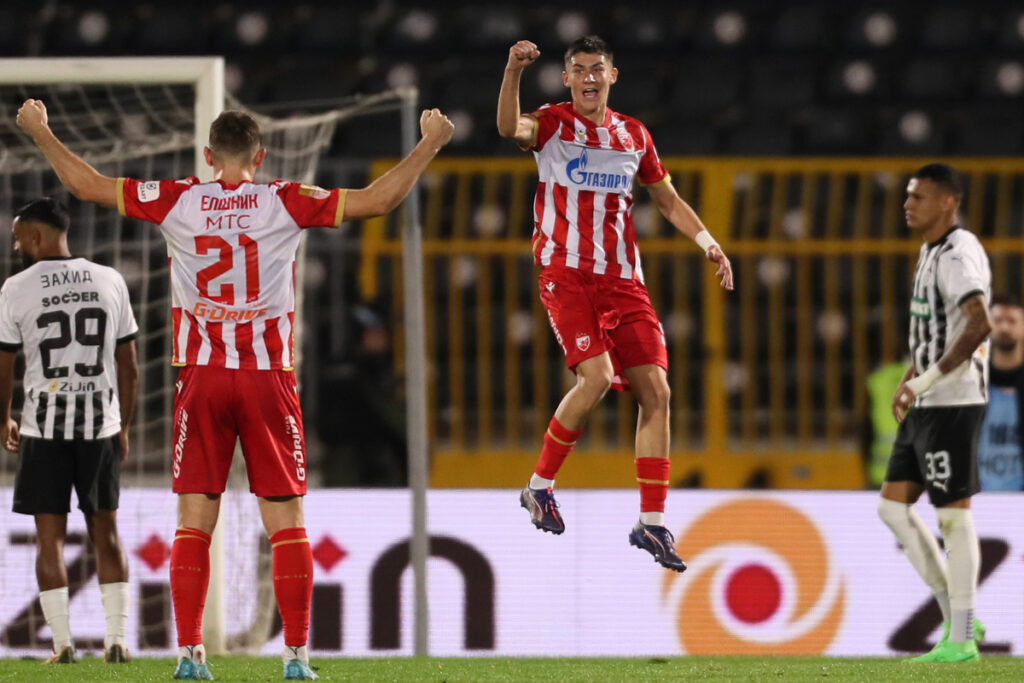 fudbaler Crvene zvezde na utakmici Superlige Prvenstva Srbije protiv Partizana na stadionu JNA, Beograd, 23.09.2024. godine Foto: Marko Metlas Fudbal, Crvena zvezda, Superliga Prvenstvo Srbije, Partizan