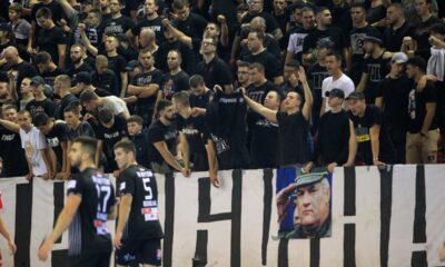 GROBARI navijaci rukometasa Partizana, na utakmici Superlige Prvenstva Srbije protiv Crvene zvezde, u hali Banjica. Beograd, 07.10.2023. foto: MN PRESS PHOTO / vm Rukomet, Partizan, Crvena zvezda, Superliga Prvenstvo Srbije