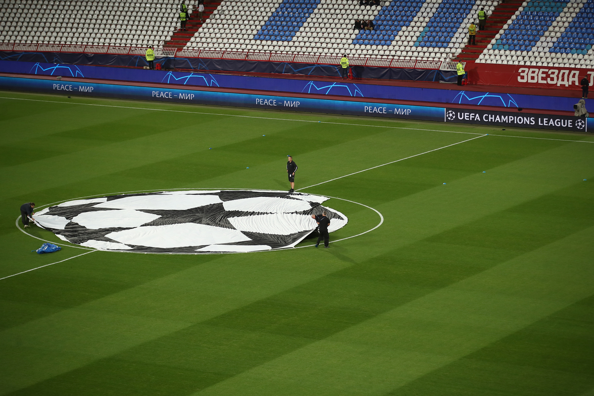 ZASTAVA, MUSEMA na utakmici UEFA Lige Sampiona fudbalera Crvene Zvezde protiv Lajpciga na stadionu Rajko Mitic, Beograd 07.11.2023. godine Foto: Ivica Veselinov / MN PRESS FUDBAL, FOOTBALL, UEFA CHAMPIONS LEAGUE, LIGA SAMPIONA, CRVENA ZVEZDA, RED STAR, RB LEIPZIG, RED BUL LAJPCIG, ILUSTRACIJA