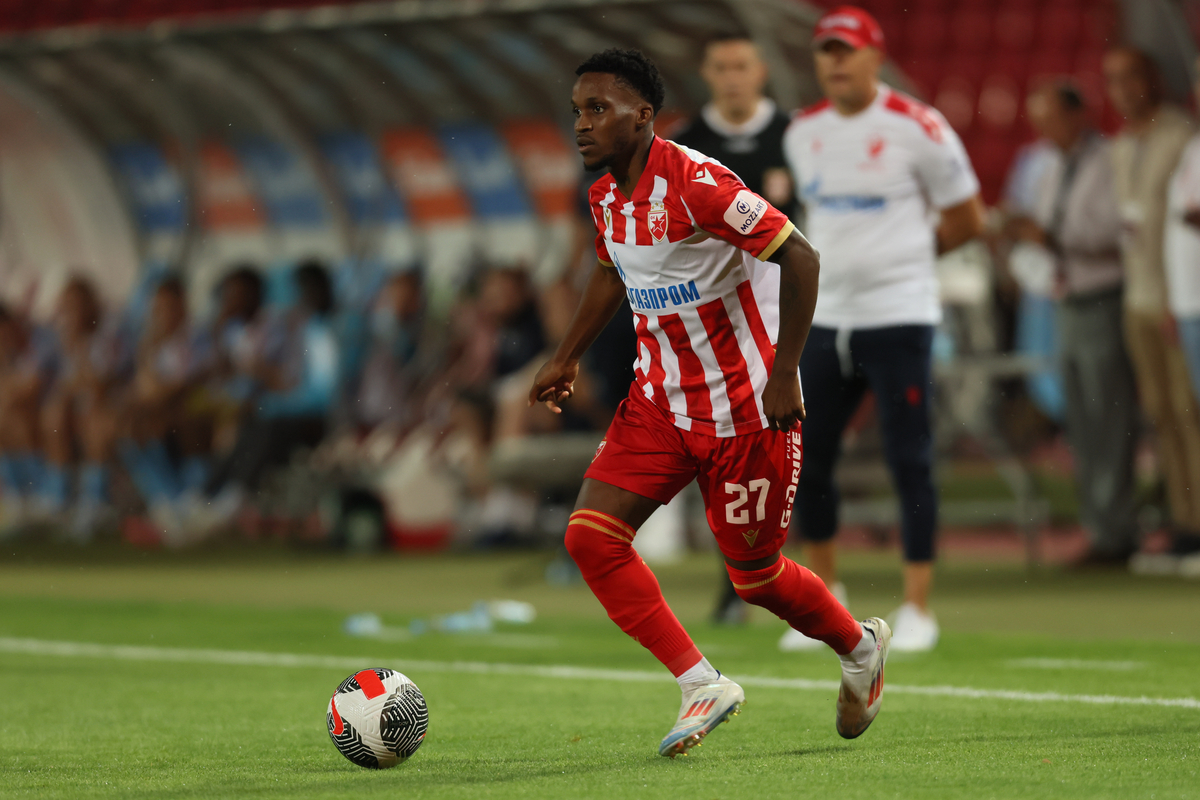 MENDES JOAO FELICIO MILSON Mendes Zoao Felisio Milson fudbaler Crvene zvezde na utakmici Superlige Prvenstva Srbije protiv Novog Pazara na stadionu Rajka Mitica, Beograd, 10.08.2024. godine Foto: Marko Metlas Fudbal, Crvena zvezda, Superliga Prvenstvo Srbije, Novi Pazar