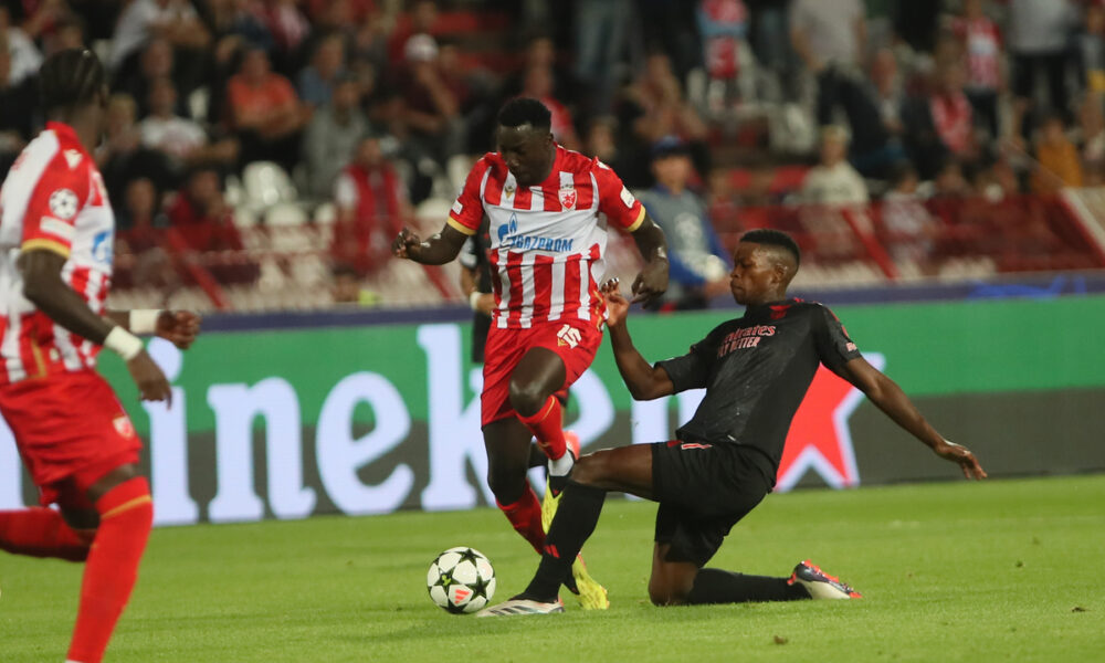 fudbaler Crvene Zvezde na utakmici UEFA Lige Sampiona protiv Benfike na stadionu Rajko Mitic, Beograd 19.09.2024. godine Foto: Ivica Veselinov / MN PRESS FUDBAL, FOOTBALL, UEFA CHAMPIONS LEAGUE, LIGA SAMPIONA, CRVENA ZVEZDA, RED STAR, BENFIKA, BENFICA