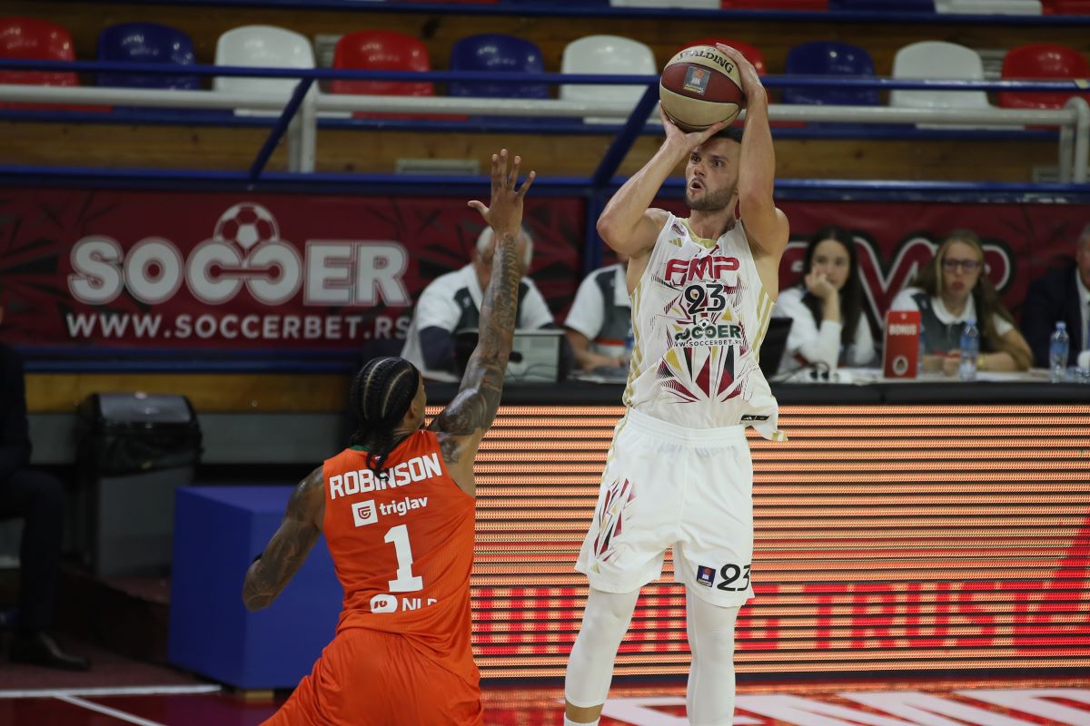 kosarkas FMP Zeleznika na utakmici ABA lige protiv Cedevita Olimpije u hali FMP Arena, Beograd 22.09.2024. godine Foto: Ivica Veselinov / MN PRESS KOSARKA, BASKETBALL, ABA LIGA, ABA LEAGUE, FMP ZELEZNIK, CEDEVITA OLIMPIJA