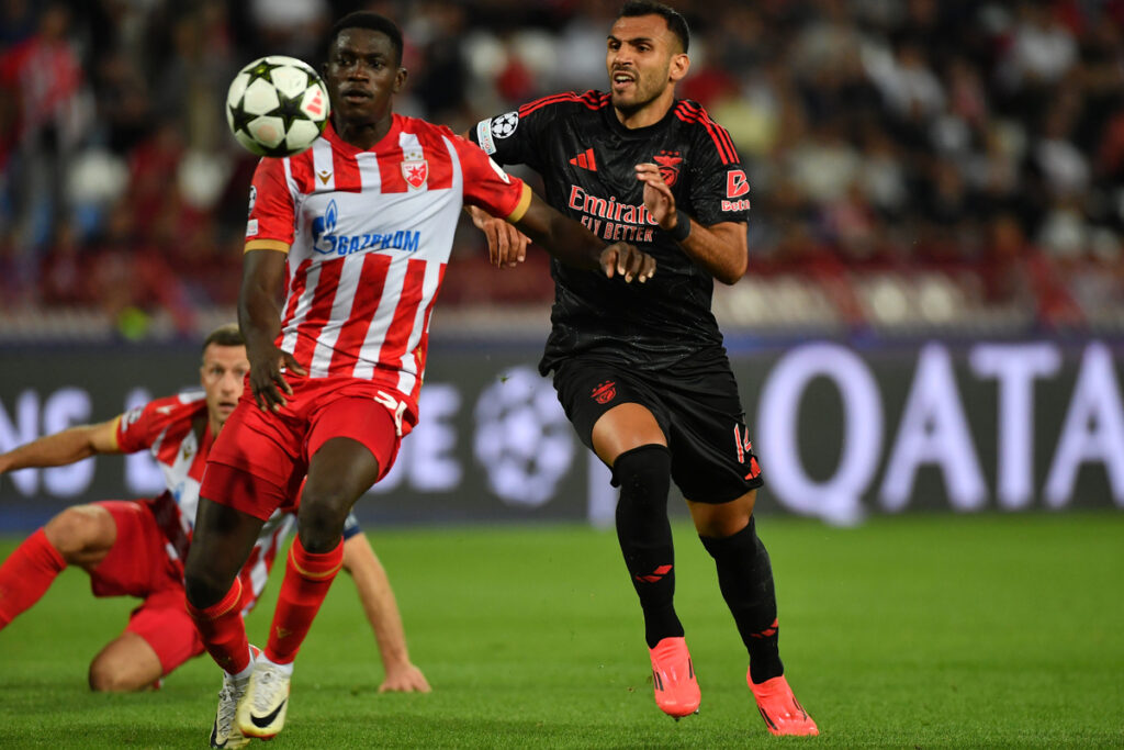 fudbaler Crvene zvezde na utakmici UEFA Lige sampiona protiv Benfike na stadionu Rajko Mitic, Beograd 19.09.2024. godine Foto: MN Press/mi Fudbal, Crvena zvezda, UEFA Liga sampiona, Benfika