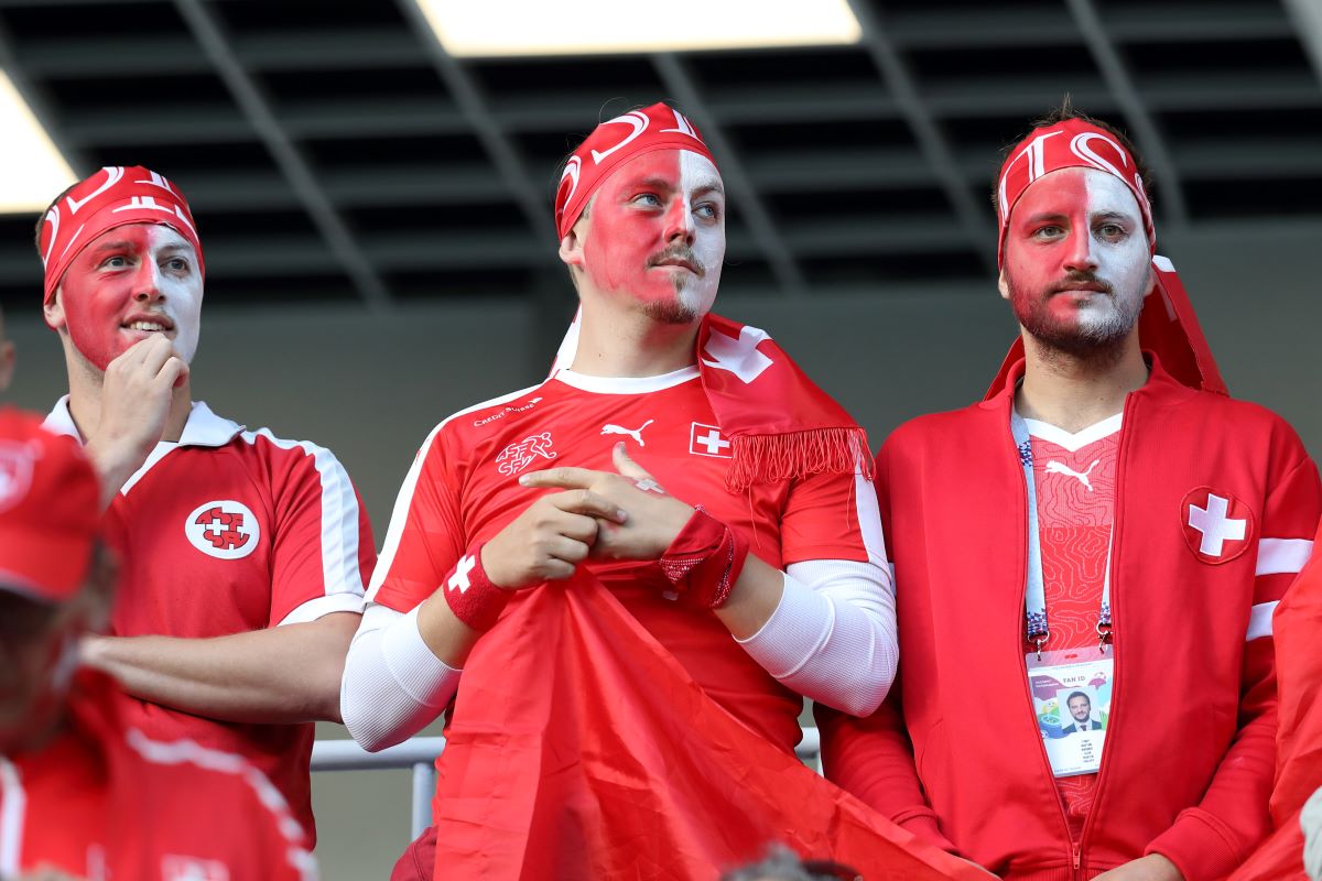 NAVIJACI fudbalera reprezentacije Svajcarske na utakmici FIFA Svetskog prvenstva u Rusiji protiv Srbije na stadionu Baltika arena, Kalinjingrad 22.06.2018. godine Foto: Marko Metlas Fudbal, Srbija, FIFA Svetsko prvenstvo 2018, Rusija, Svajcarska