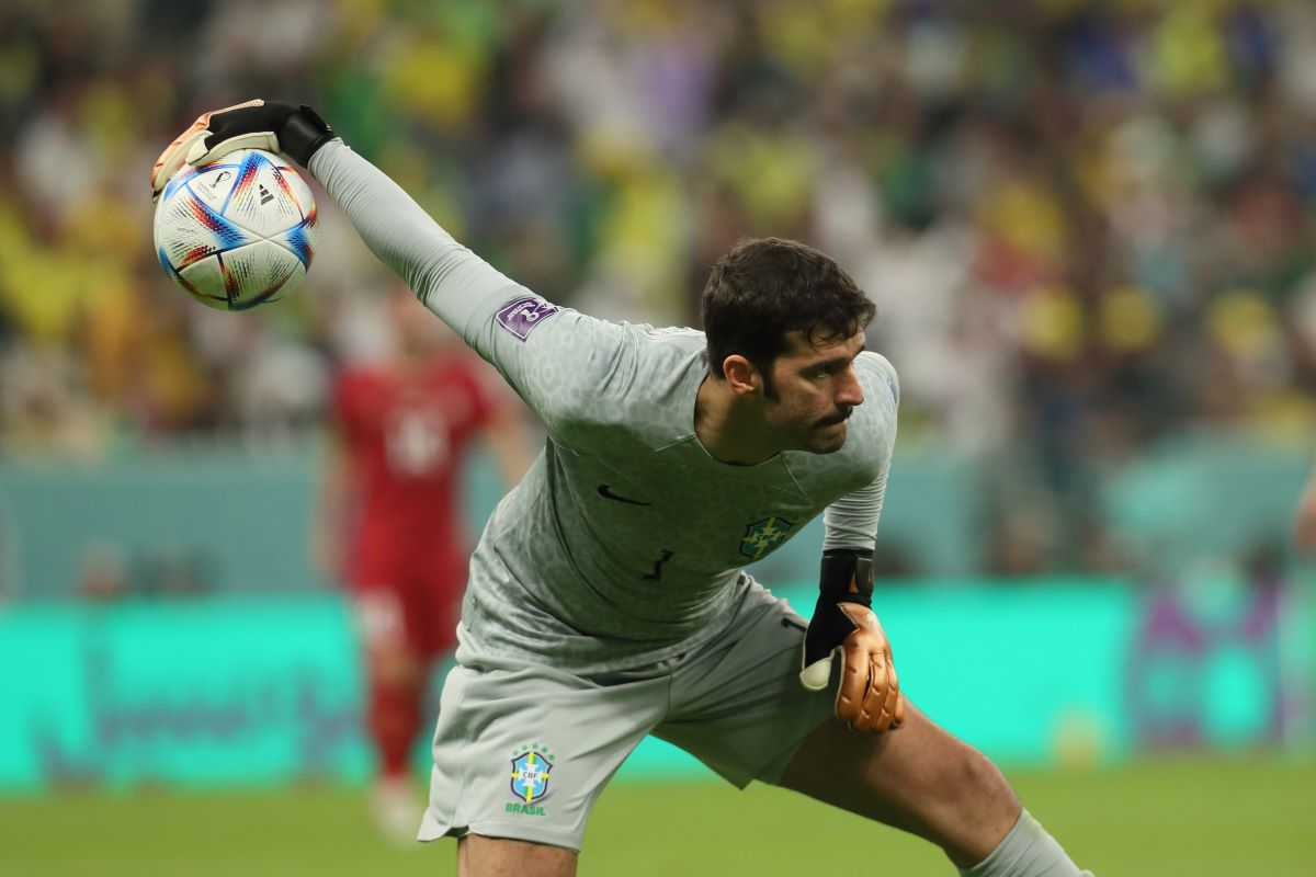 ALISSON Alison golman fudbalera reprezentacije Brazila na utakmici FIFA Svetskog prvenstva 2022 protiv Srbije na stadionu Lusail, Doha, 24.11.2022. godine Foto: Marko Metlas Fudbal, Srbija, Brazil, FIFA Svetsko prvenstvo 2022, Katar