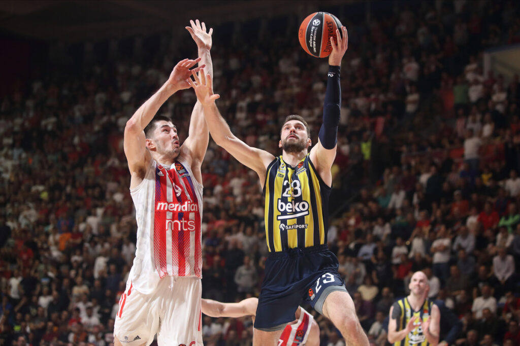 MARKO GUDURIC kosarkas Fenerbachea Istanbul na utakmici Evrolige protiv Crvene zvezde u hali Aleksandar Nikolic Pionir, Beograd 13.04.2023. godine Foto: Marko Metlas Kosarka, Crvena zvezda, Evroliga, Fenerbahce Istanbul