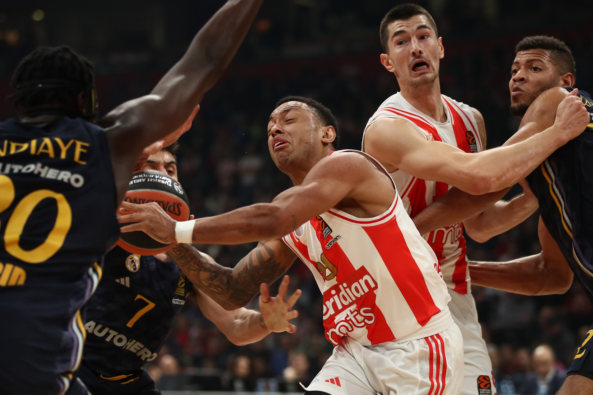 YAGO DOS SANTOS Jago Dos Santos kosarkas Crvene Zvezde na utakmici Evrolige protiv Real Madrida u hali Beogradska Stark Arena, Beograd 19.12.2023. godine Foto: Ivica Veselinov / MN PRESS KOSARKA, BASKETBALL, EVROLIGA, EUROLEAGUE, CRVENA ZVEZDA, REAL MADRID