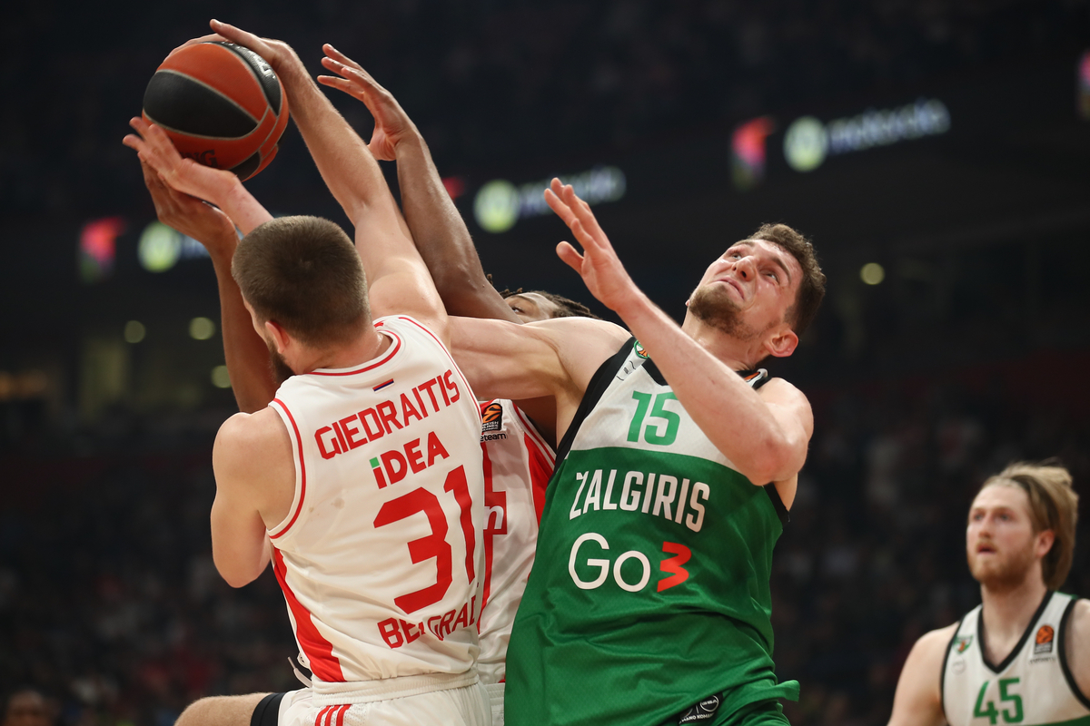 LAURYNAS BIRUTIS Laurinas Birutis kosarkas Zalgirisa na utakmici Evrolige protiv Crvene zvezde u hali Beogradska Stark Arena, Beograd 09.02.2024. godine Foto: Ivica Veselinov / MN PRESS KOSARKA, BASKETBALL, EVROLIGA, EUROLEAGUE, CRVENA ZVEZDA, ZALGIRIS