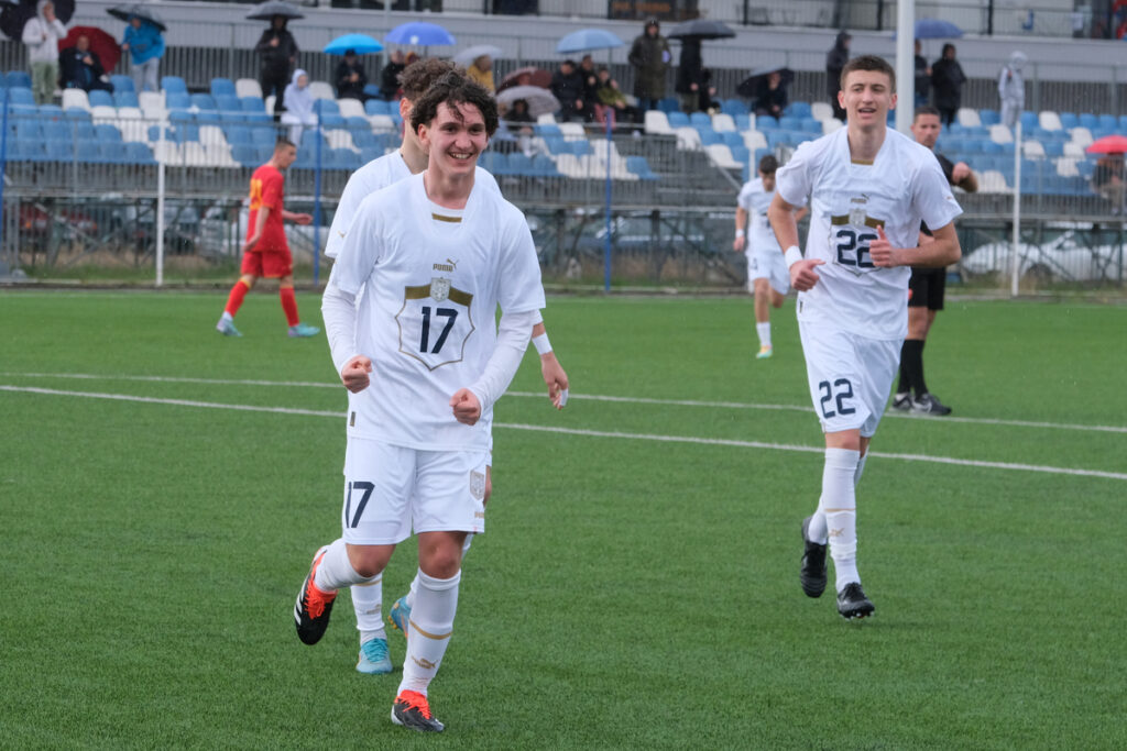 EDWARD IBROVIC FLETCHER Edvard Ibrovic Flecer fudbaler U16 reprezentacije Srbije na utakmici kvalifikacija za Evropsko prvenstvo protiv Crne Gore u trening centru Buducnosti, Podgorica 07.03.2024. godine Foto: Risto Bozovic Fudbal, Srbija U16, Crna Gora U16, Kvalifikacije, Evropsko prvenstvo