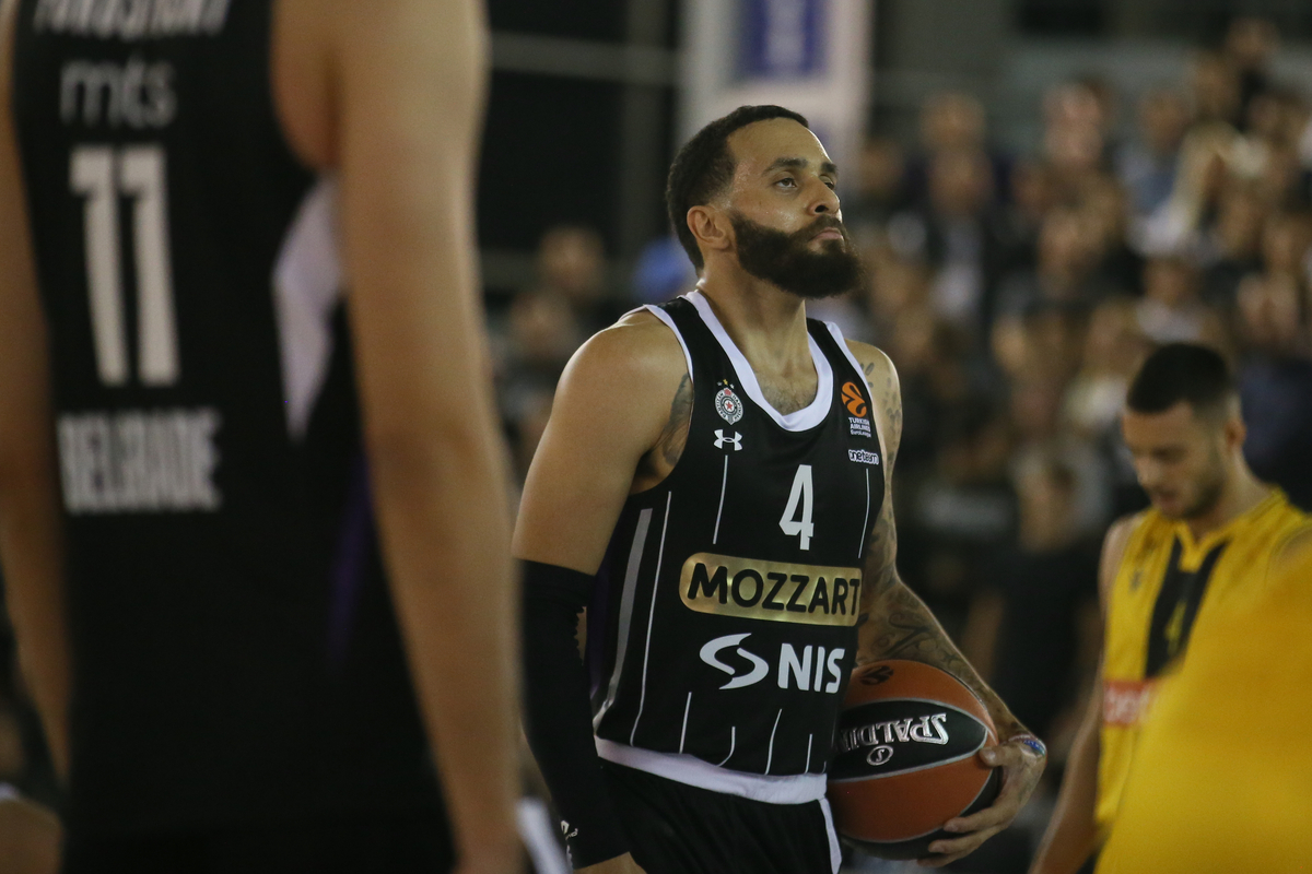 DUANE WASHINGTON Dvejn Vasington kosarkas Partizana na prijateljskoj utakmici protiv AEK-a u hali 3 Beogradskog Sajma, Beograd 13.09.2024. godine Foto: Ivica Veselinov / MN PRESS KOSARKA, BASKETBALL, PARTIZAN, AEK