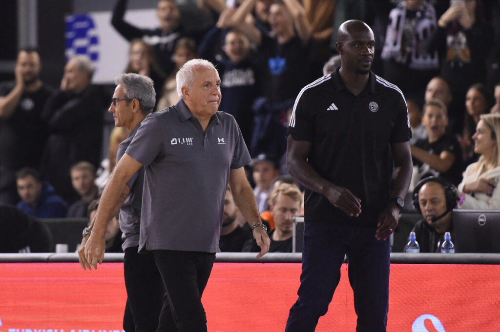 ZELJKO OBRADOVIC, trener kosarkasa Partizana, na prijateljskoj utakmici protiv Pariza, u hali 3 Beogradskog sajma. Beograd, 15.09.2024. foto: Nebojsa Parausic Kosarka, Partizan, Pariz