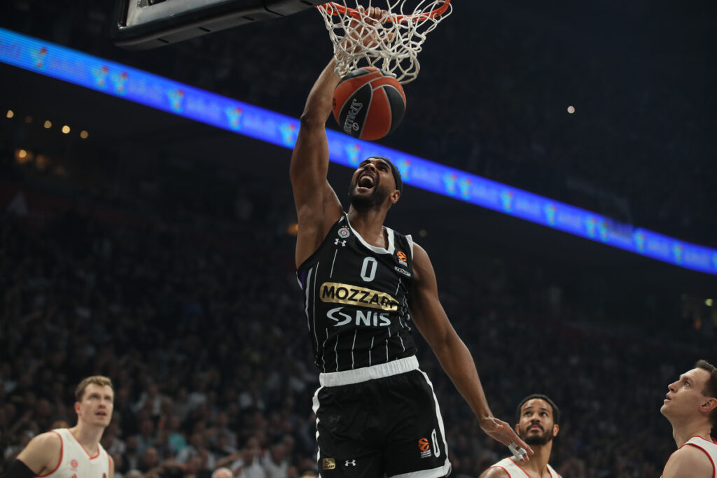 kosarkas Partizana na utakmici Evrolige protiv Bajerna u hali Beogradska Arena, Beograd 15.10.2024. godine Foto: Ivica Veselinov / MN PRESS KOSARKA, BASKETBALL, EVROLIGA, EUROLEAGUE, PARTIZAN, BAYERN, BAJERN