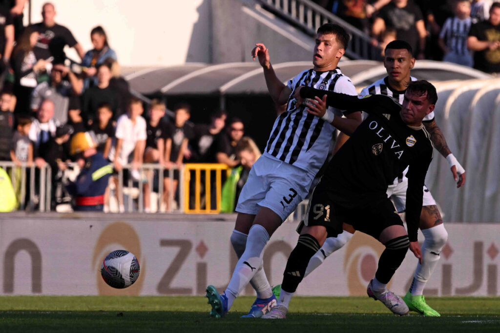 fudbaler Partizana na utakmici Superlige prvenstva Srbije protiv Cukarickog na stadionu Partizana, Beograd 26.10.2024. godine Foto: Marko Metlas Fudbal, Partizan, Superliga Prvenstvo Srbije, Cukaricki